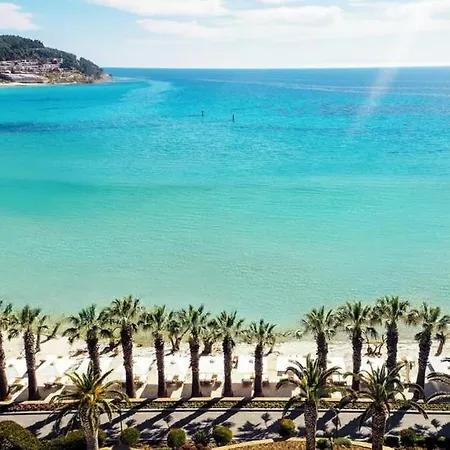 Hera's With Private Pool And Lush Garden Sani (Chalkidiki)