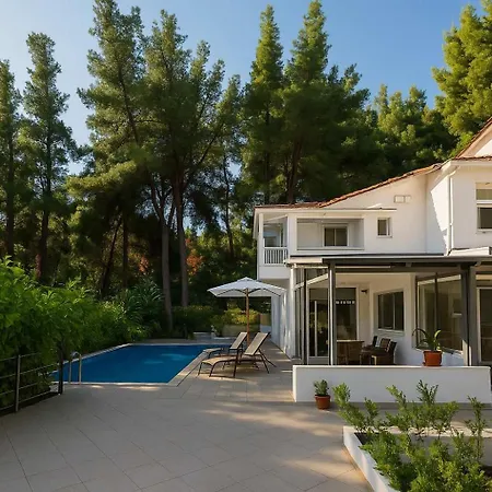 Hera's With Private Pool And Lush Garden * Sani (Chalkidiki)